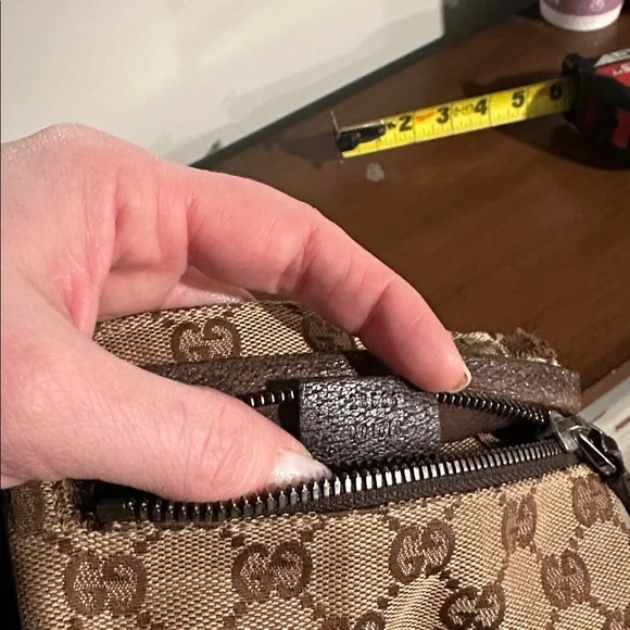 Gucci Bum Bag. - Picture 7 of 13